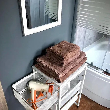 Apartament Happy House A Grey