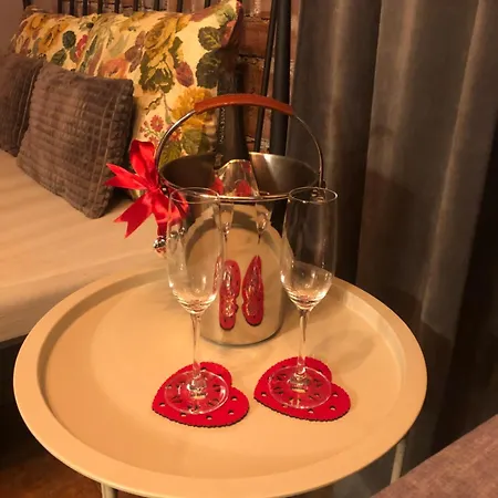 아파트 Happy House A Grey