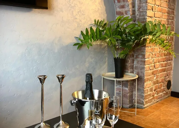 Happy House A Grey Apartment