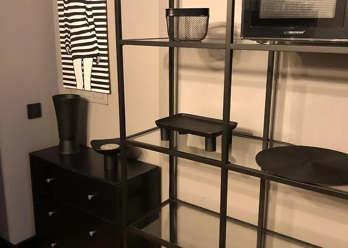 Happy House A Grey Apartment Klaipeda